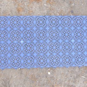 שטיח שקוף כחול מונע החלקה