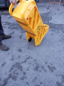 מחסום פלסטי אקורדיון שלבים צהוב